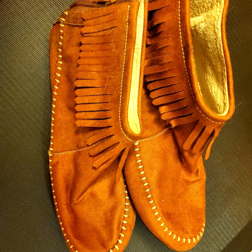 SIZE 9 never worn target brand moccasins